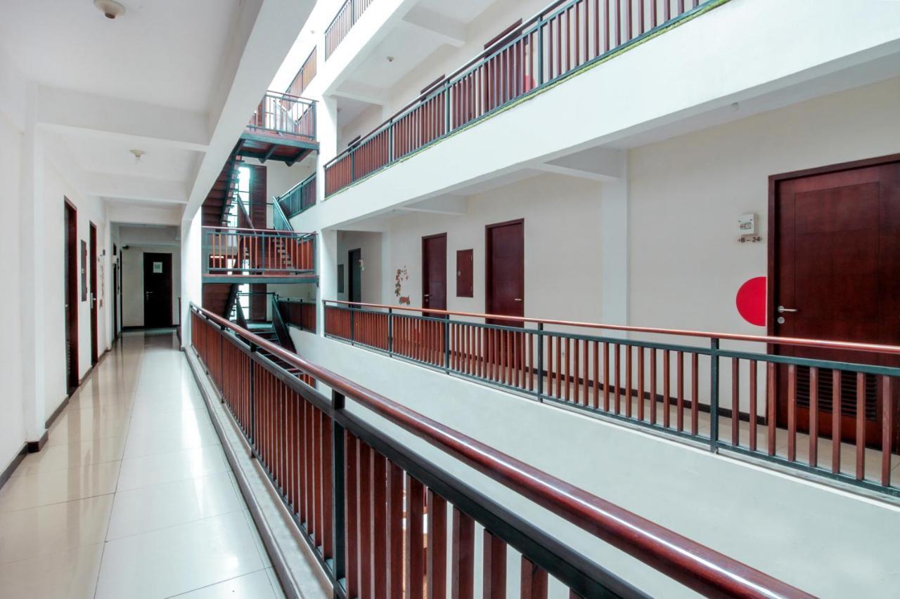 בנדונג Oyo 167 Dago'S Hill Hotel מראה חיצוני תמונה