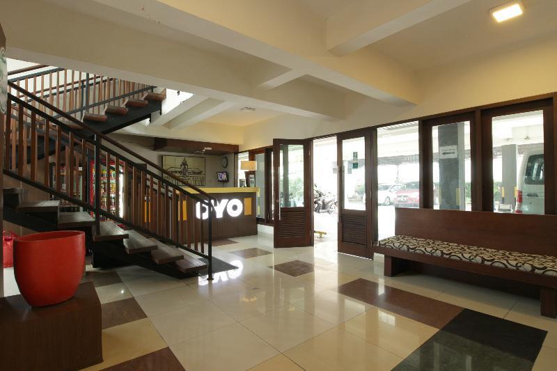 בנדונג Oyo 167 Dago'S Hill Hotel מראה חיצוני תמונה